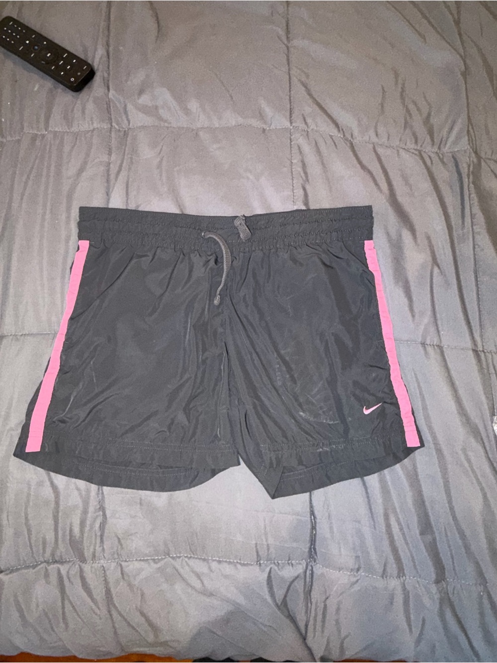 Nike Athletic Dept Gray Pink Side Stripe Athletic Shorts S 4-6